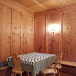 Gustav Mahler Stube food