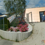 Meborast Exterior