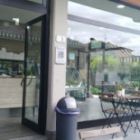 Fuori Dal Centro Exterior