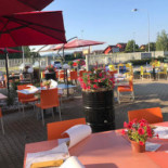 Bella Vita Birreria Pizzeria inside