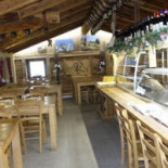 Les Montagnards Comida