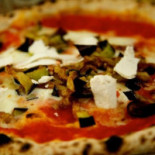 La Pizzoteca food