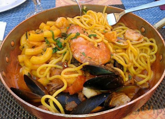 La Cambusa Comida