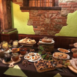 Armanac De Toubie Comida