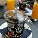 Caffeine Dentro