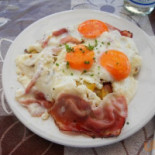 Pizzeria Lanzberg food
