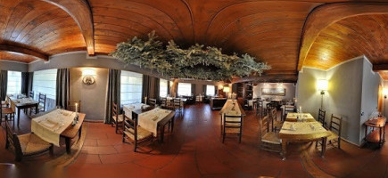 Les Neiges D'antan inside