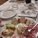 Ae Piere Cote Nourriture