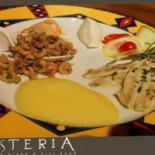 Sosteria inside