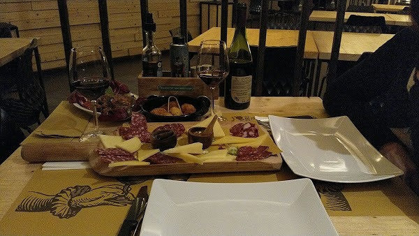 Binario 7 Comida