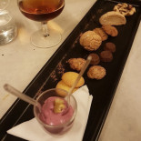 D'istinto Nourriture