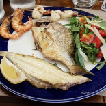 Nudo E Crudo Comida
