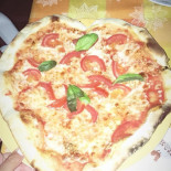 Pizzeria Pirata food