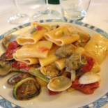 Villa Lucrezia food