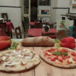 L'isola Del Gusto food