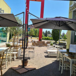 Pugli'è Bistrot Castel Maggiore À l'intérieur