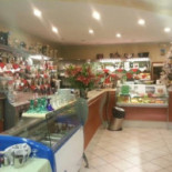 Pizzeria Regina Di Quadri À l'intérieur