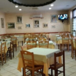 Pizzeria Regina Di Quadri À l'intérieur