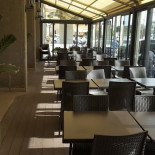 Kiyomi Sushi Dentro