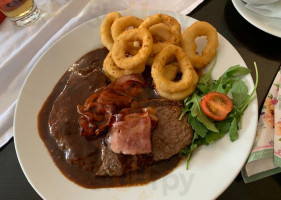 Zamecka Restaurace food