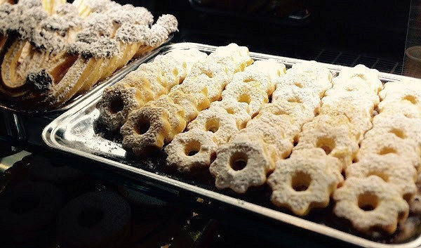Di Gusto Nourriture