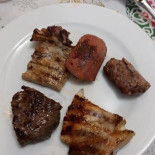 Pizzeria Braceria Il Lupo food