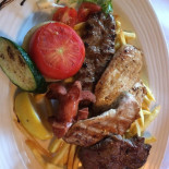 Helmhotel E Pizzeria Nourriture