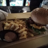 Domini Pub Hamburgeria Nourriture