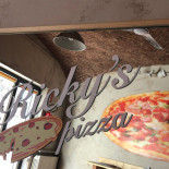 Ricky's Pizza Nourriture