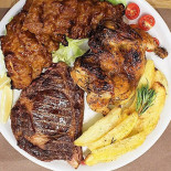 Cleaver Grill&pizza inside