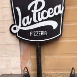 La Picea Dentro
