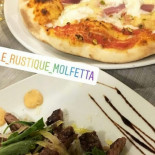 Le Rustique Nourriture
