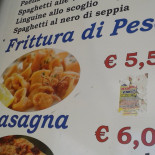 Macckeroni À l'intérieur