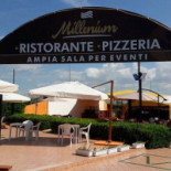 Millenium Pizzeria Extérieur