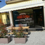 Peccati Di Gola Outside