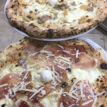 Pizzeria Divina Comida