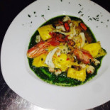 Lo Scoglio food