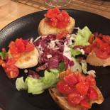 Radici Napoli In Tavola food