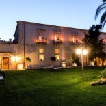 Castello Camemi Exterior
