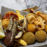 La Sirena food