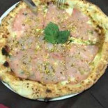Pizzeria L’arte Della Pizza food