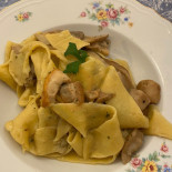 Vino E Cucina food