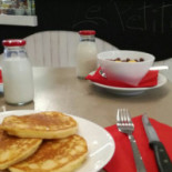 Le Petit Cafe Comida