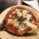 Pizzeria 0574 Nourriture