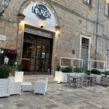 Naxos 2.0 Closed Exterior