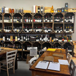 La Vineria Formaggeria food