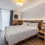 Luna Wellness Dentro