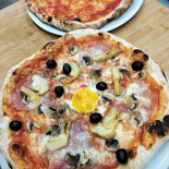 L' Angoletto Di Enrico food