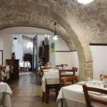 Cucina Vino Osteria E food