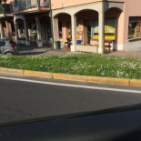 Angolo Della Pizza outside